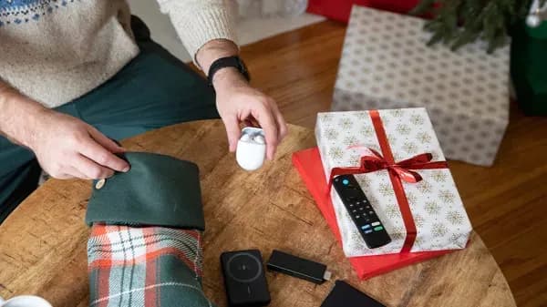 Cover image for the article "Gadgets to Shop This Black Friday"